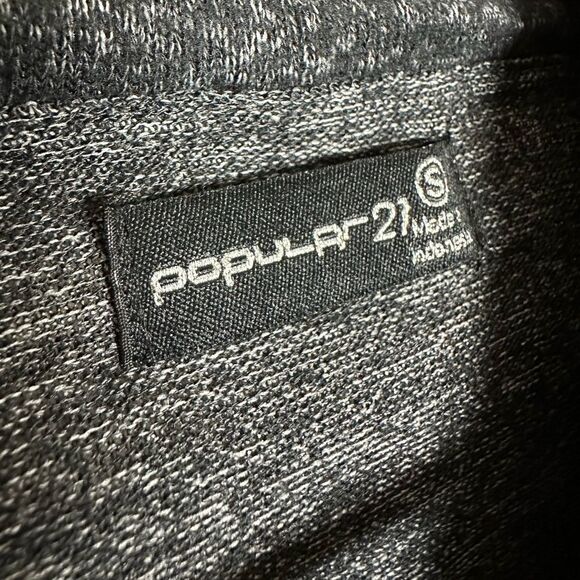 CLEARANCE! Gray Boutique Off-Shoulder Sweater Size S NWT - Picture 5 of 5